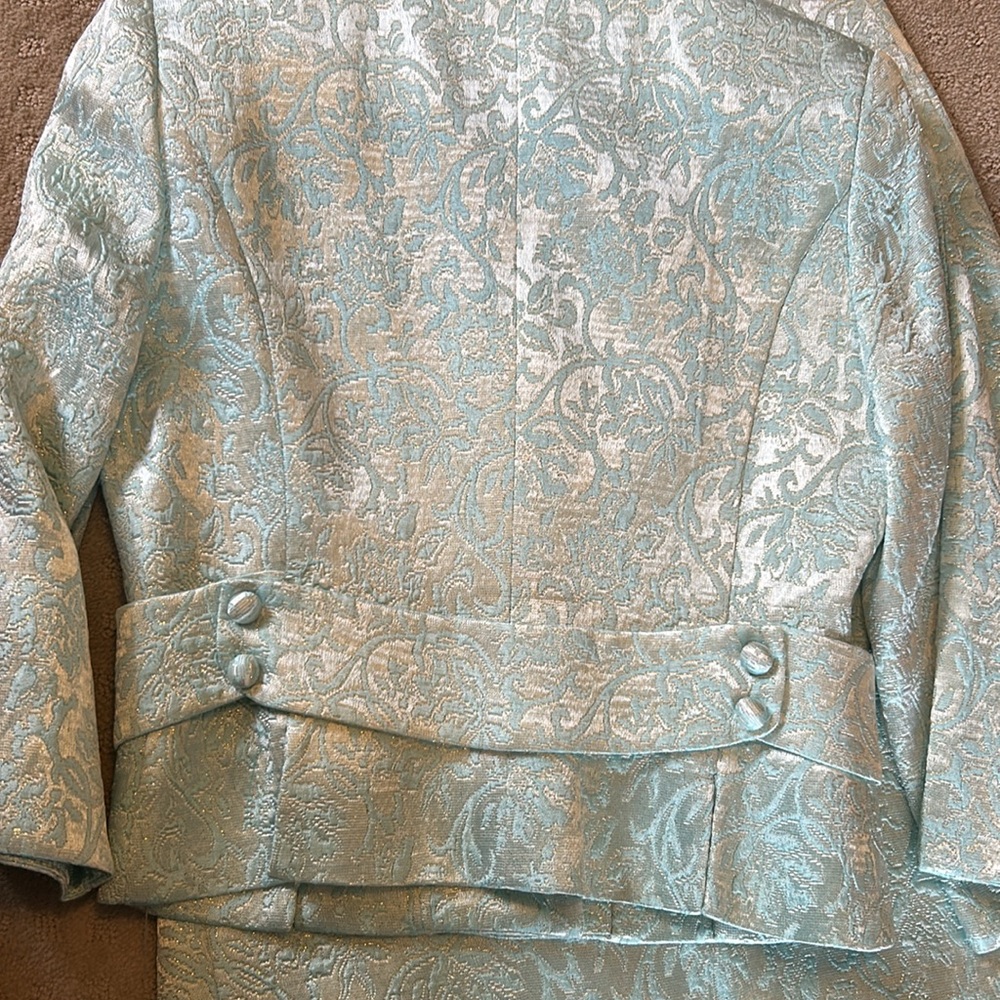 Ladies suit JS Collection - Picture 7 of 7